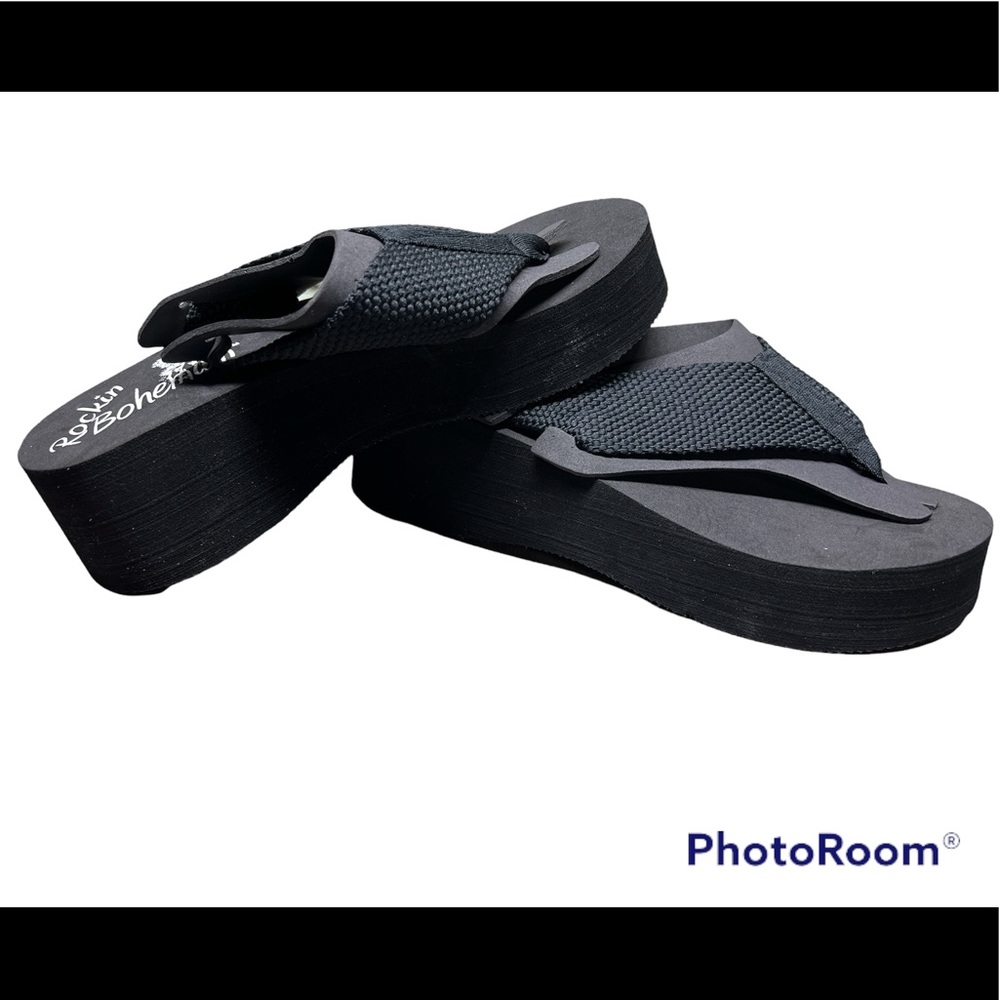 Rockin Bohemian Women’s Flip Flop Sandals Size 6 - 2” high Beach/Casual/…